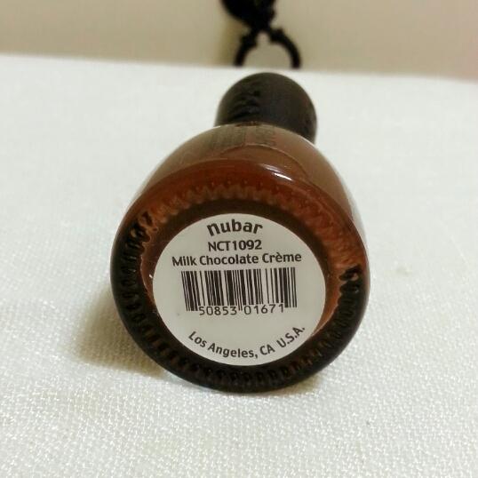 똥꼬에 이름표
밀크 초콜렛 크렘
역시 이름도 그랬다는;;;
저녁에 집에 돌아와 색 이름 확인하고 깜놀
진짜 누텔라 가족이였어요 ㅋㅋ


