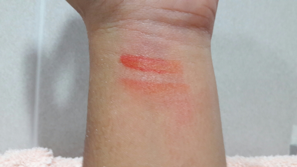 물로 뻑뻑뻑 지워봤슴덩! 꽤 남아있죠?