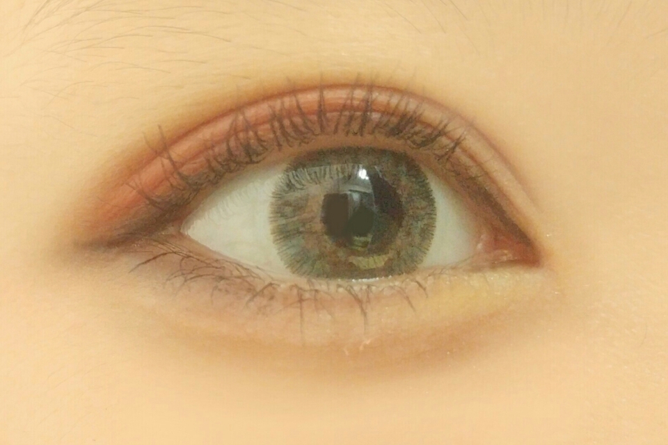 뷰러와마스카라를 해주었어요!! 분위기가 확달라지죵?