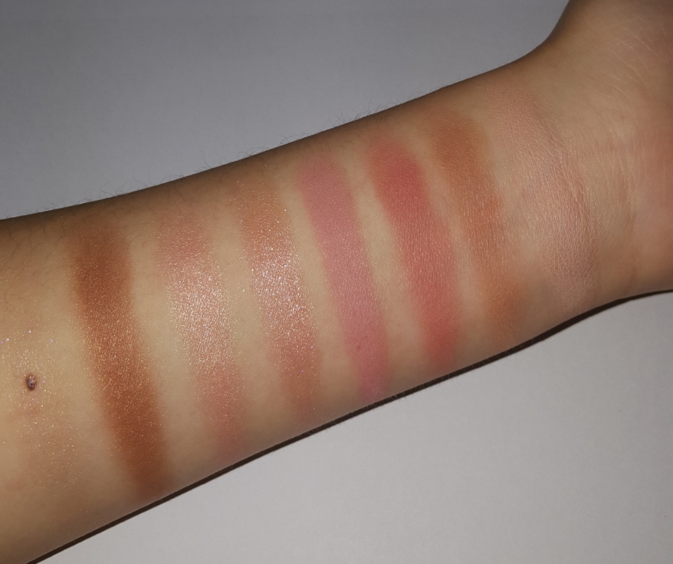 조명on
이 사진 색이 더 똑같아요
미샤답게 발색이 다 잘되더라구요!