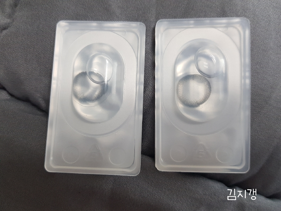 한달착용 렌즈입니다~