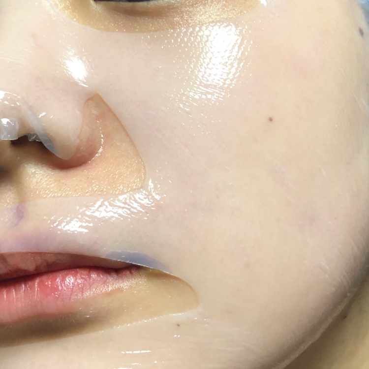 하지만 너무 얇아서 좀 잘 찢어지더라구요