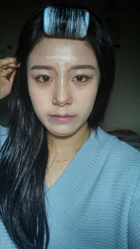 에뛰드 듀얼세트로 컨투어링해줘요