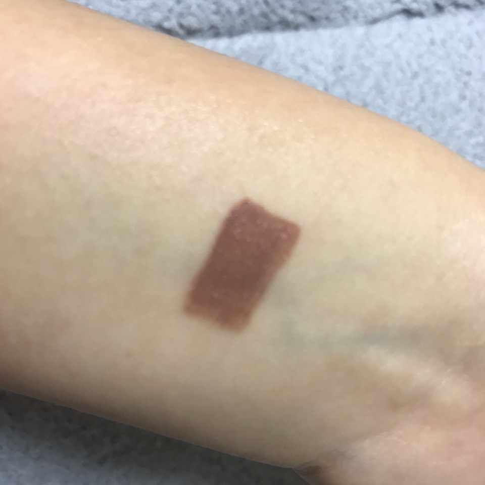 ㅕㄹ 사실이때 진짜 깜놀 삐아아이라이너 좋은건 알고있었지만 진짜 이렇게 좋은지 몲
(물티슈로 뻑뻑 문지르면 지워짐!ㅋㅋㅋ)


🙌🏻나중에 울거나 6시간이상으로 밖에 돌아다니면 더 추가하겠으! 집순이이고 방학이다보니5시간 밖에 못놈 ㅠㅠ 
