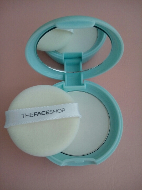 하얘지지는 않고 기름을 잘 잡아줘요!