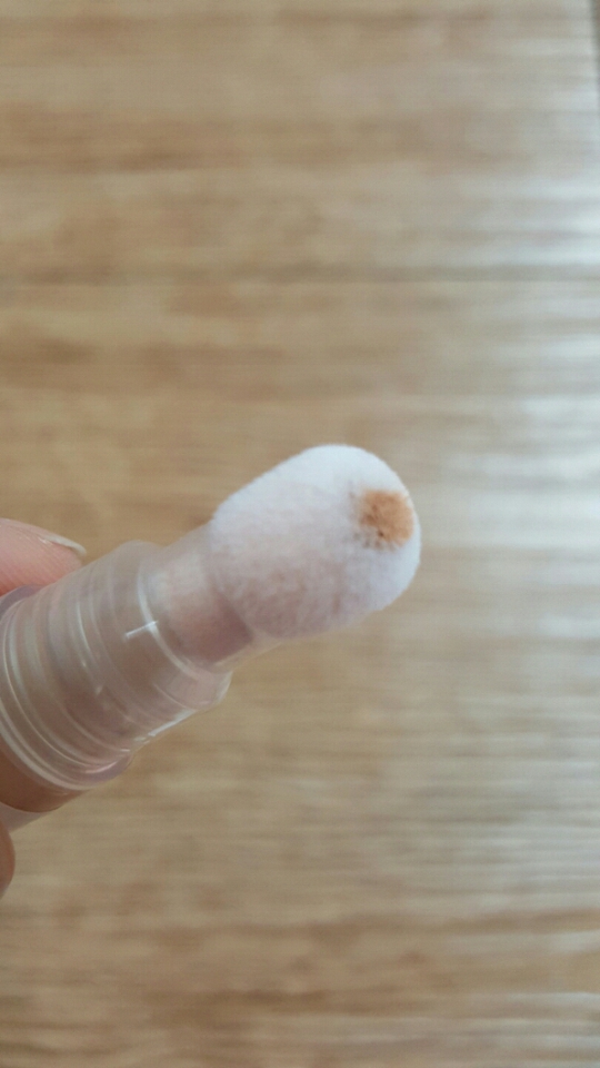 5번 정도 누루니 천천히 나오는 액체입니다