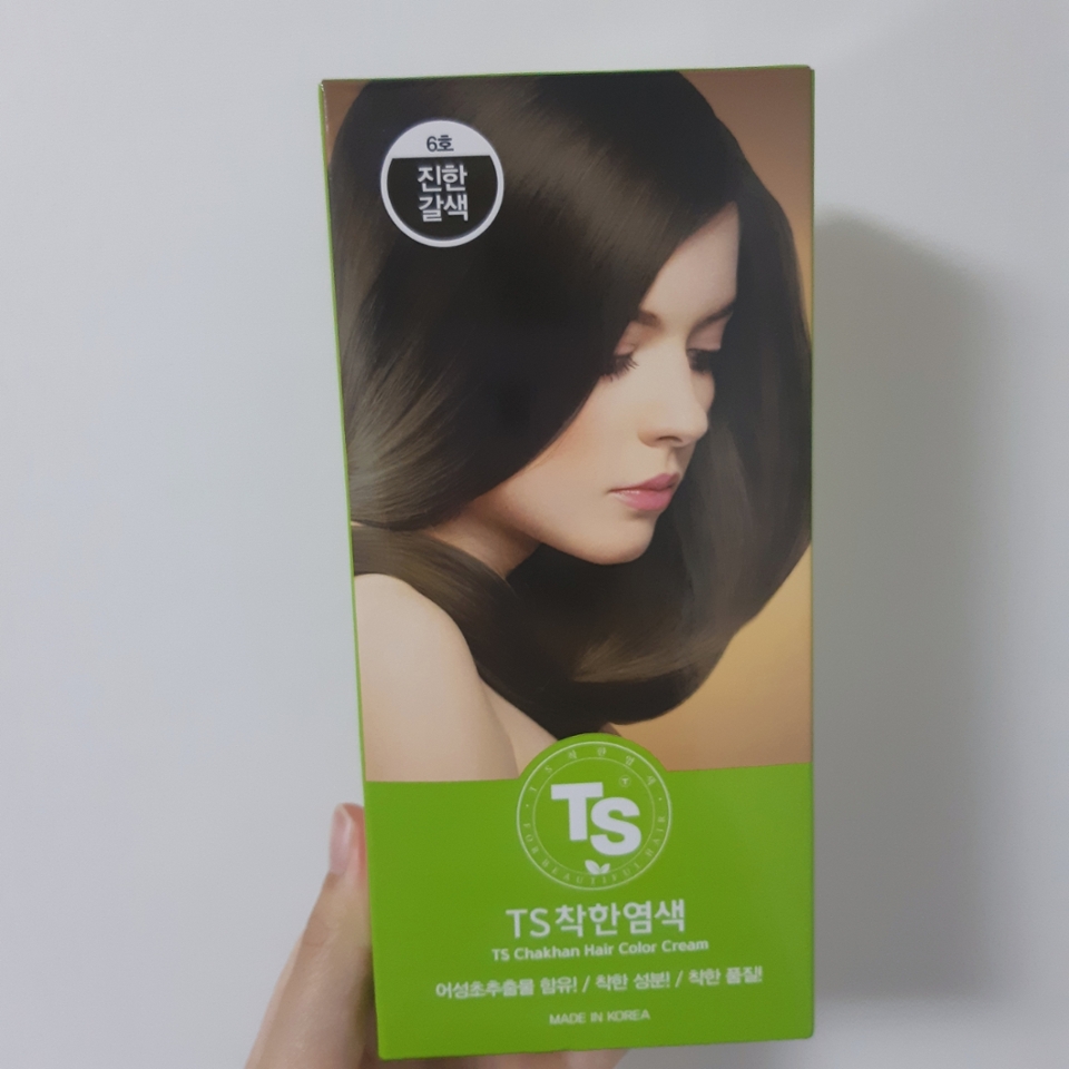 이거 가만보니 새치용이라 써있긴 하지만
염색 잘되요ㅎㅎ