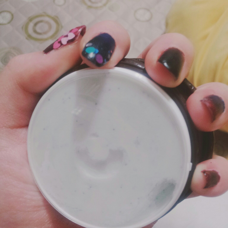 생크림같은 느낌이예요.
모르고 보면 진짜 먹을것같아요ㅋㅋ