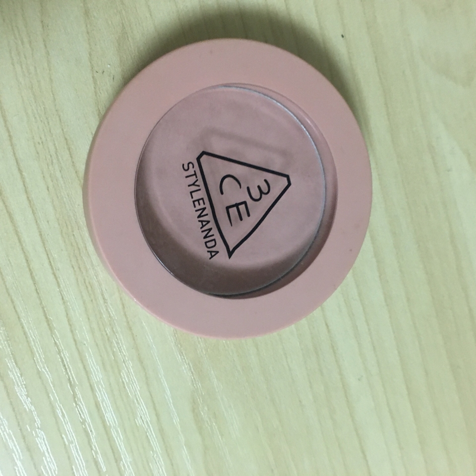 겉표지는 이렇게 깔끔하게생겼고, 백화점 브랜드에욜
색감은 딱 보시다시피 mlbb컬러에요