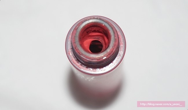 
​안쪽에 구멍이 좁아서 양 조절하기가 편해서 좋았어요