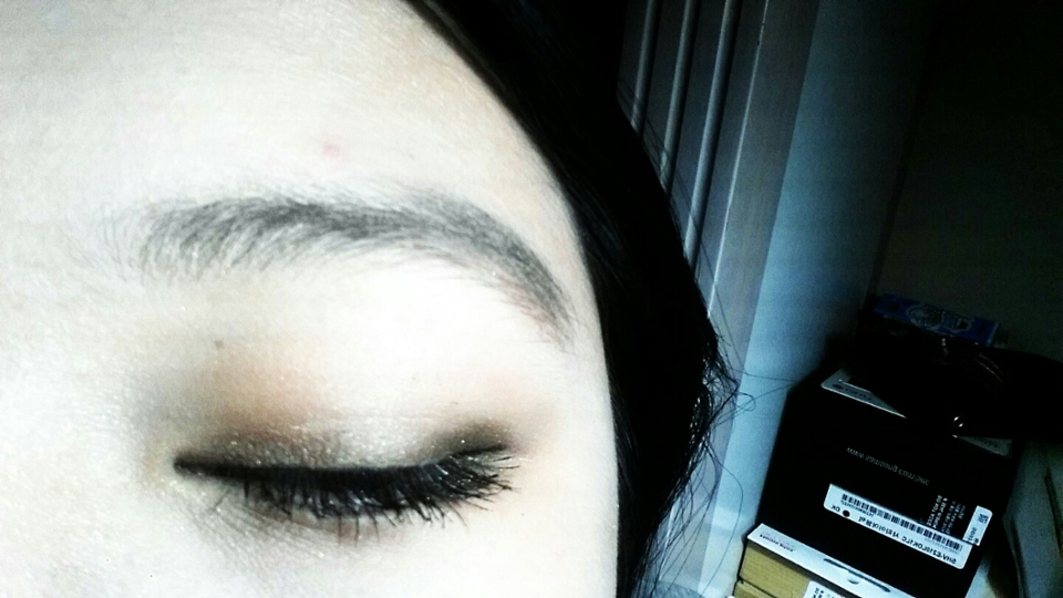 아무리 사진을찍어도 실제색감이안나와서 보정을 빡시게했습니당ㅇ