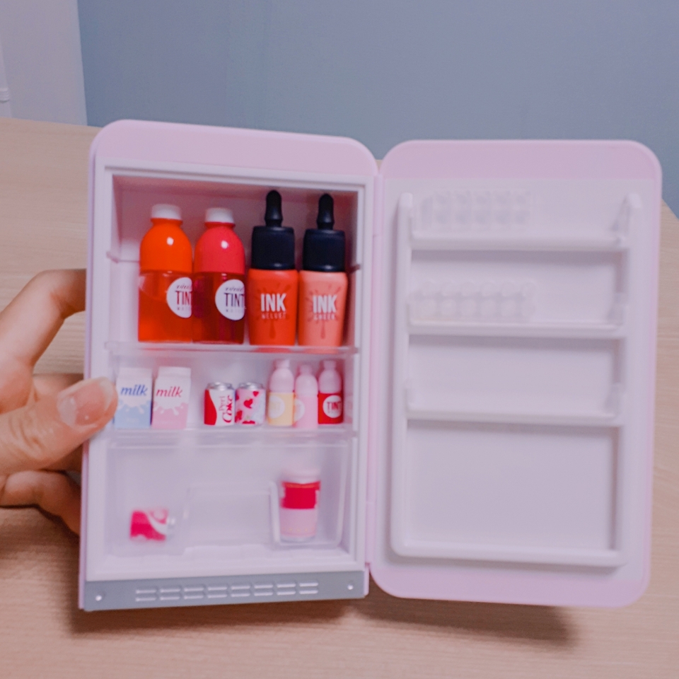 실제로 제가 꾸민 모습입니다ㅎㅎ
코 쉐딩은 제 최애템이라 제 파우치로,,))