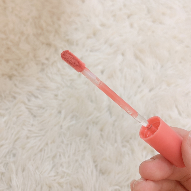 앞면에서 보면 이렇게 납작한 모습이랍니당ㅎㅎ