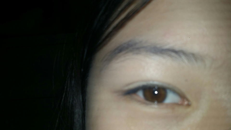 요것은 쌩눈입니당....하하 흉하네요 빨리메컵을!!!