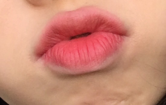 야외에서의 발색 사진입니다