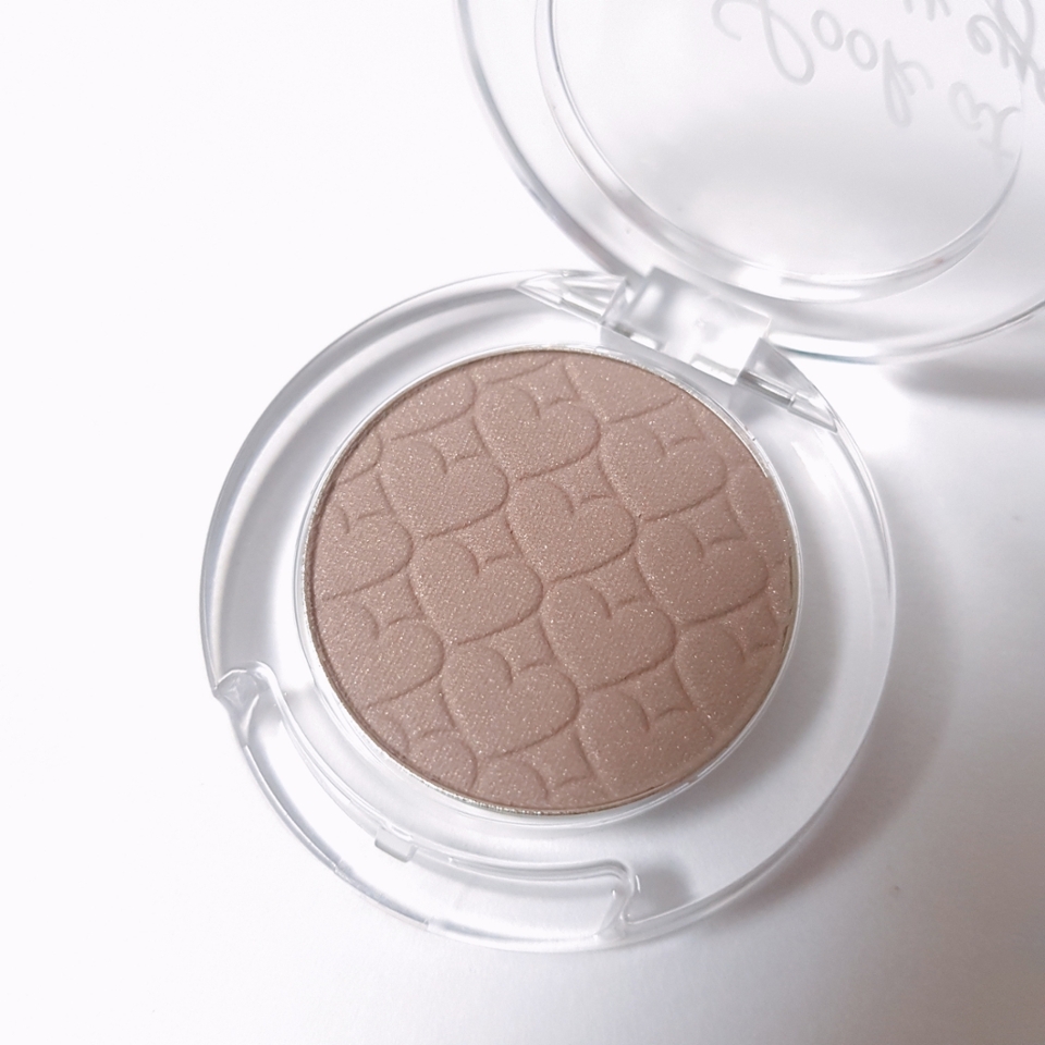 살짜쿵 펄도 있어요!
근데 눈에 잘 안띄는 펄이에요~