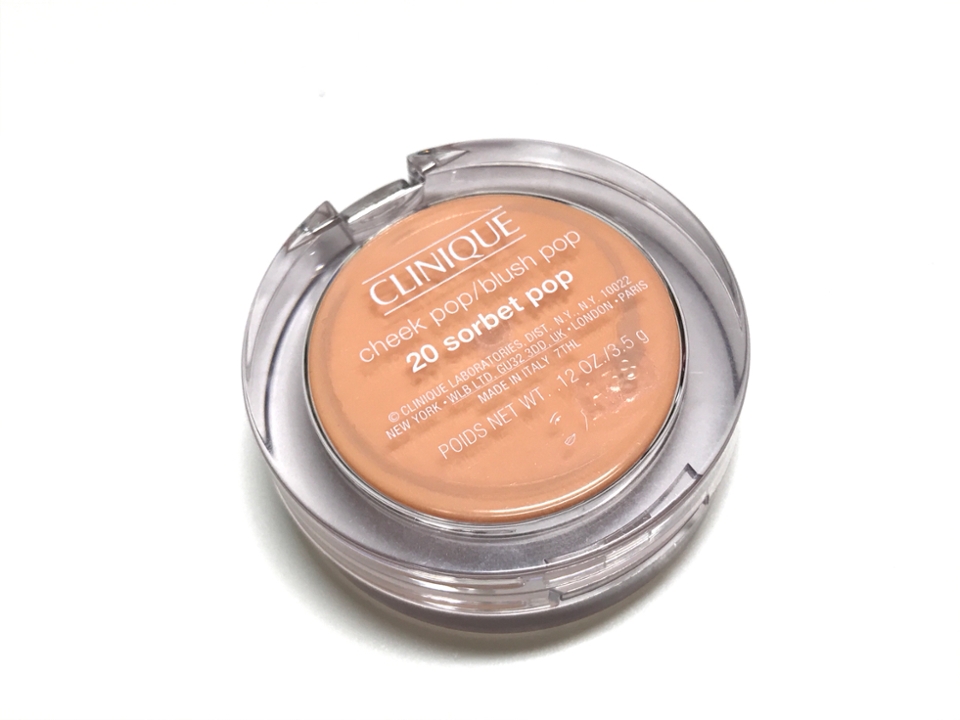 정말 크리니크 치크팝은 뷰티에 관심있는 분들이라면
모든 색상을 소장하고싶은 마음이잖아요 ㅠㅠ

저는 그 시작을 소르베팝으로 시작합니다 허허..