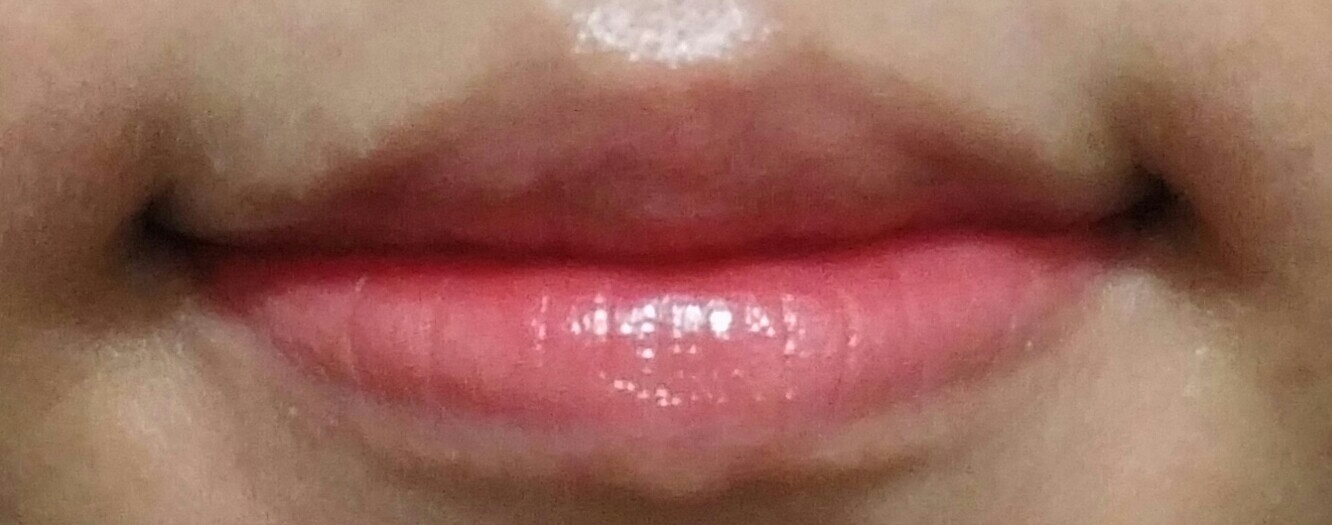 다른 곳에서 찍은 사진입니다😌 감히 mlbb 틴트라고 부르고 싶네요..ㅎㅎ😏