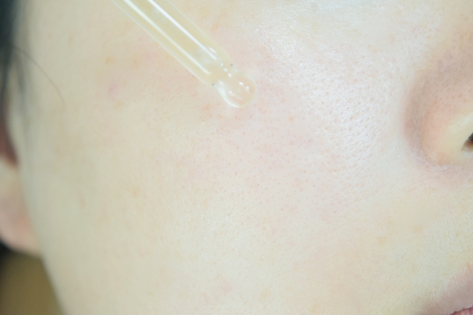 미샤가 은근 전성분에 신경쓴다는 거...아시죠?
파라벤6종, 페녹시에탄올, ALES, SLES, ALS 10가지 무첨가 포뮬러로 민감한 피부도 안심하고 사용할 수 있어요