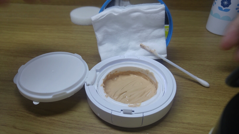 잘 섞어주세요! 미스트와 파데가 잘 안섞이니 잘섞으세욥!