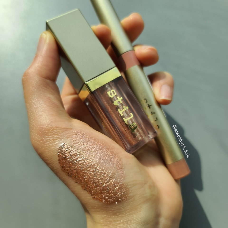 그리고
제가 가지고 있는 
메탈글리터 #키튼카르마 와 비교를 해보았어요!





