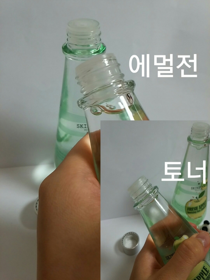 에멀전은 뭔가 아주 연한 젤?느낌이고 토너는 그냥 물느낌이에요!!