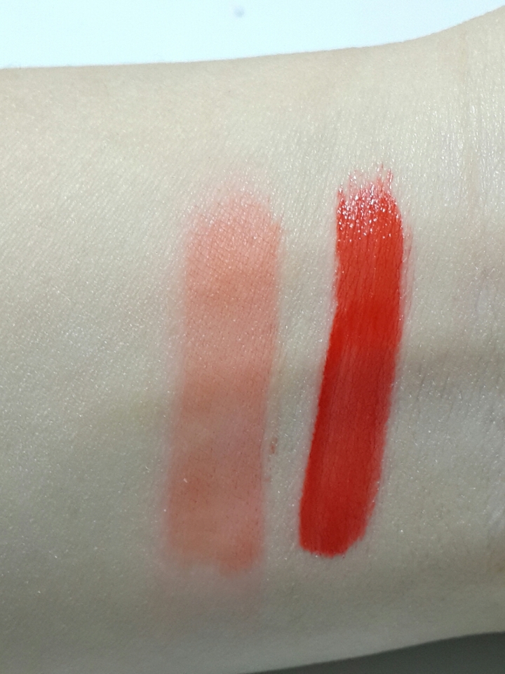 왼쪽이 바른다음에 1분정도있다가 지운건데 와....... 착색봐요진짜👍👍오른쪽은그냥 바른건데 레드라기보다는 오렌지컬러같아용