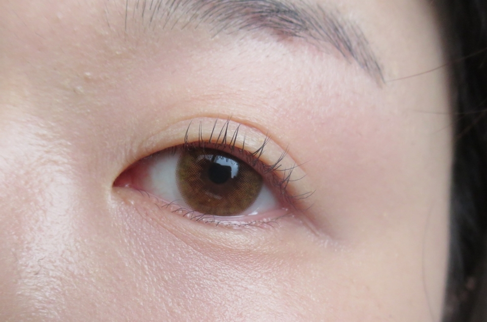 오오 오늘 컬링이 잘 됐네요
시세이도 뷰러로 찝어주고 에뛰드 픽서를 살짝 발라주어용