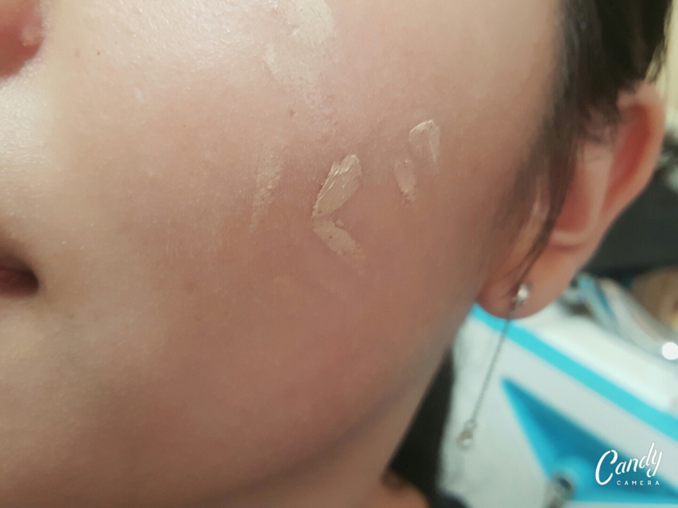 이렇게 슉슉 발라주고