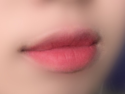 부담스러워하지마세요☺️

필터없이 아이폰8 B612 셀카로 찍은사진이니까 참고만 해주세요.