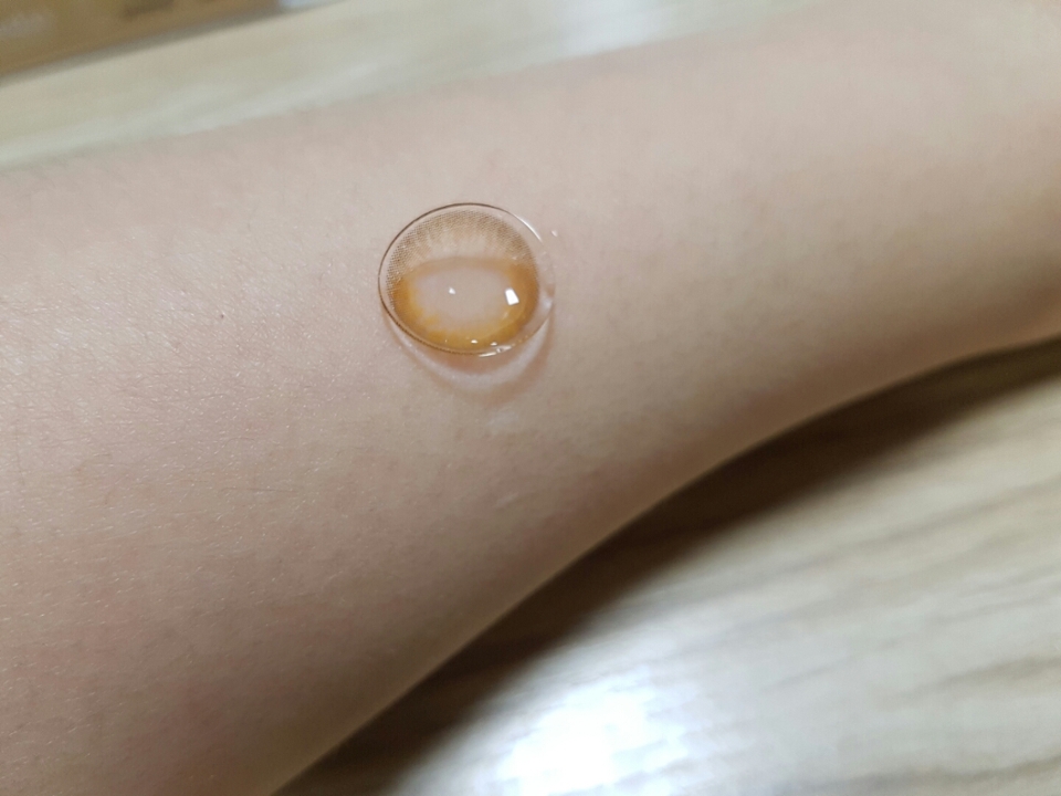 그래픽입니다~너무나 이쁜 밝은 호박색💜💜💜