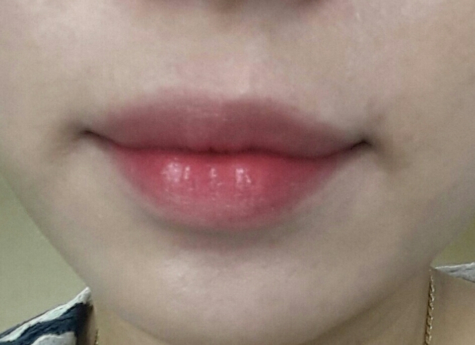 그라한 사진인데요 그라로 발색하니 청순 
그자체 입니다~색상 만요^^;;