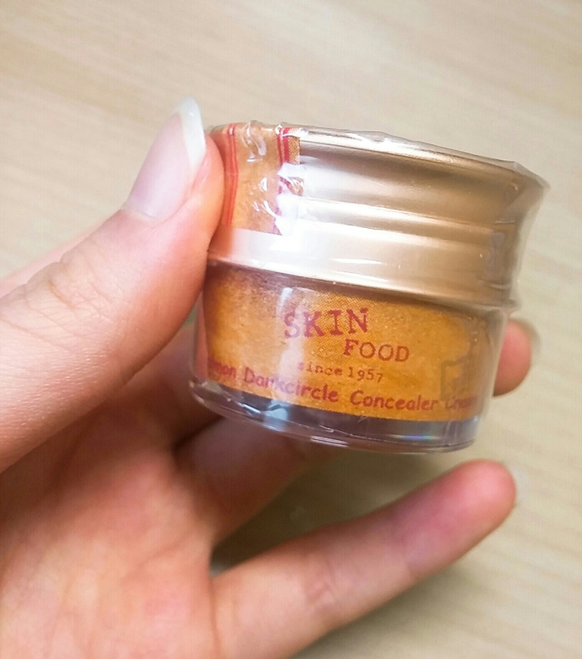 스킨푸드 연어 다크서클 컨실러 크림-1호😃😃