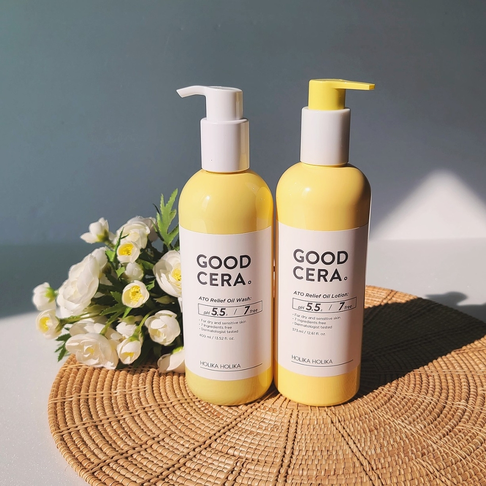 홀리카홀리카 굳세라 라인은 악건성 강추템으로 너무 유명하죠?

​

건조한 계절만 되면 간지러움+각질파티로 바디 보습에 특히 신경을 쓰게 되는데, 굳세라 바디워시&바디로션은 개인적으로 사용 전후 변화를 톡톡히 느낀 제품!

​

어른부터 아이까지 순하게 사용할 수 있는 피부 장벽 강화템 하면 요거에요💛