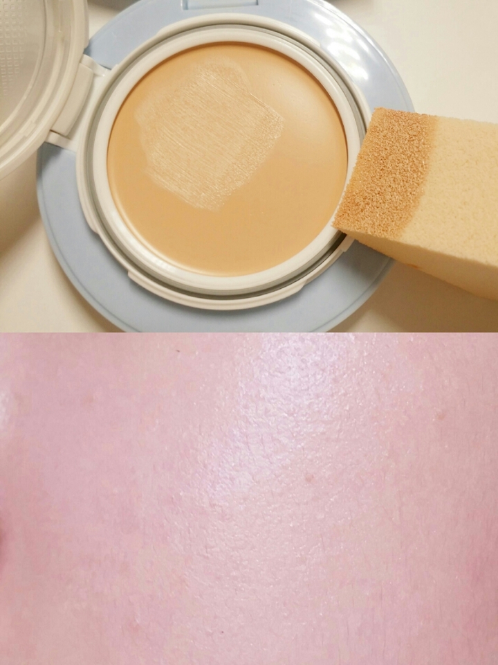 제가 가장 좋다고 생각하는 조합이 웨지퍼프에요
적당히 속은 촉촉 겉은 보송으로 발리면서 얇게 커버력있게 발려요

쓰다보니 뭔가 퍼프리뷰도 아니고 사진으로 보니 다 비슷해보이지만ㅜㅠ
최대한 자세히 리뷰하려고 노력했어요
읽어주셔서 감사해요♥