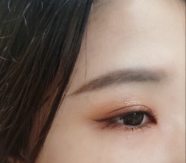 꿀떨어지는 메이크업 완성입니당!