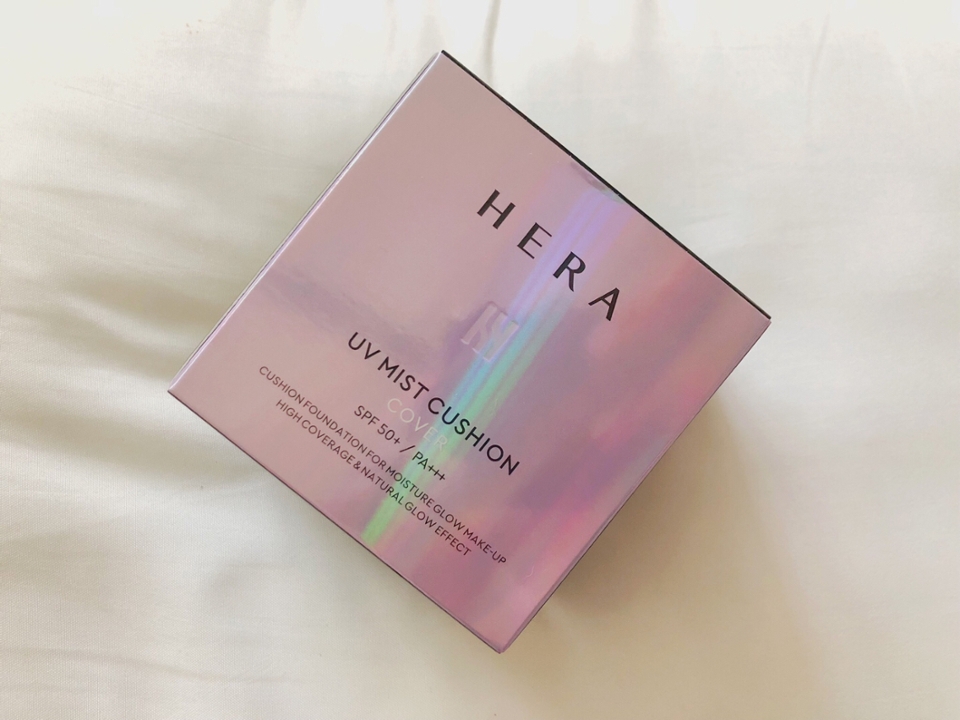 보라보라 영롱한 헤라 UV 커버 쿠션은 "본품+리필"로 구성되어 50,000원에 판매되고 있어요! 볼수록 영롱합니다...💜 장난아니에여 보라보라💜💜