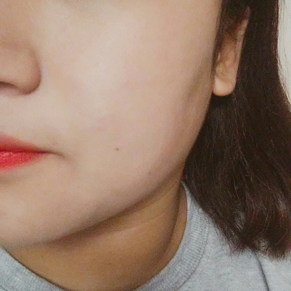 두번커버한 모습입니다 커버력이 나쁘지 않아요