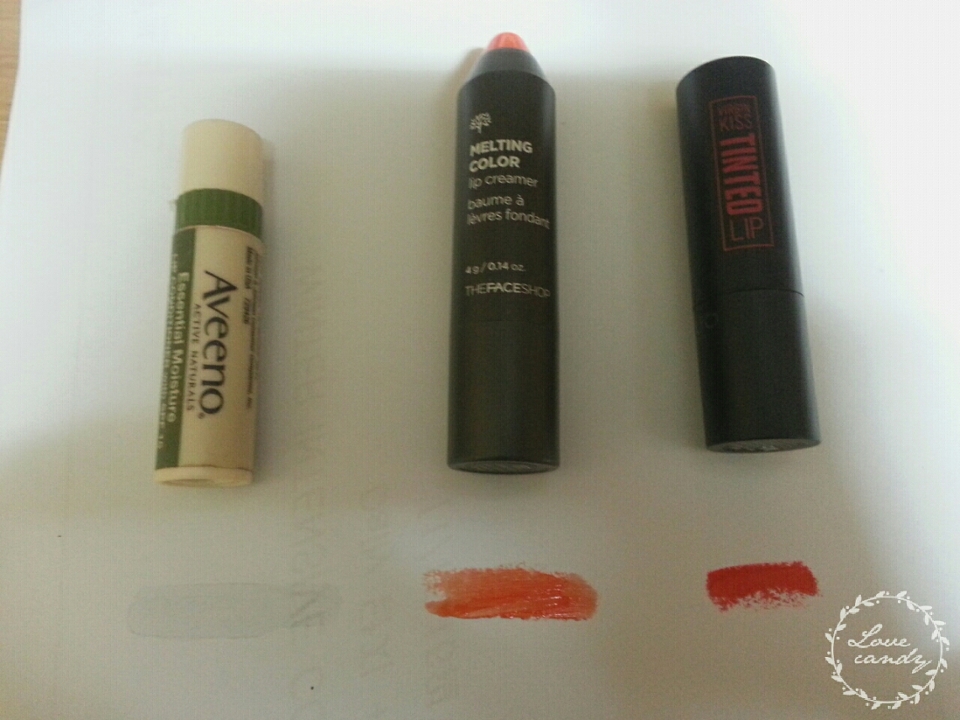 아비노 립밤은 걍 평범해요
그리구 더페껀 생오렌지색인데 쬐금 끈적거리는 느낌?그리구 색이 저한텐 김치국물붇은거마냥 발색되서 별루였어요...
진짜 마지막 제품인 클리오 립스틱!! 컨실러랑 같이사면 20퍼해준다해서 걍 샀는데 핵존좋!!!!
발색이ㅎㄷㄷ