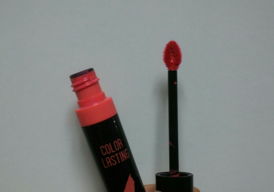 이 아이가 3호 피치퓨레에요! 
연한걸 단독으로 바르지못하는 성격이라ㅠ 베이스로 자주쓴답니다!! 
다른호수들에비해 살짝 요플레현상이있는듯해요~ 참고하세용😉