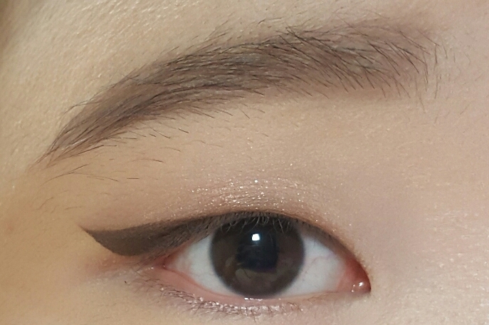 정면에서 본 모습입니다