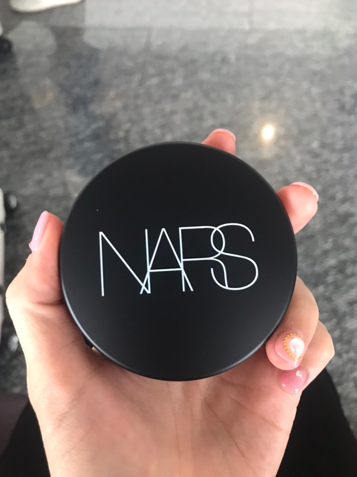 이게 바로 케이스고 