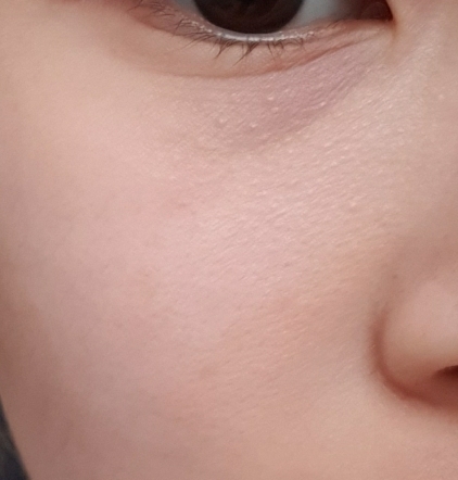 오늘도 푸석해보이는 제 세안 후 얼굴이에요!
