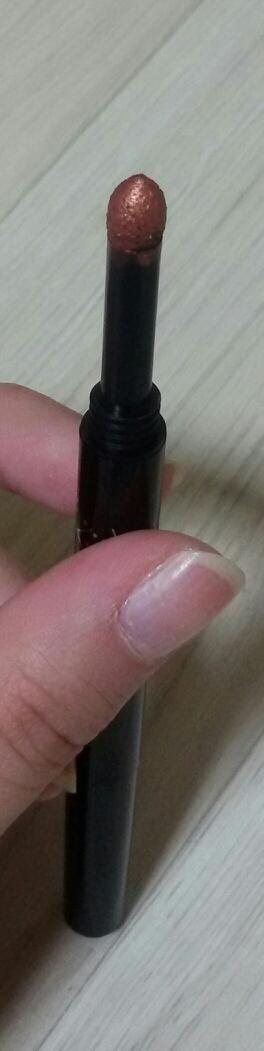 섀도우부분입니당 발색샷은 마지막사진으로밀려잇네요ㅜㅜㅜ