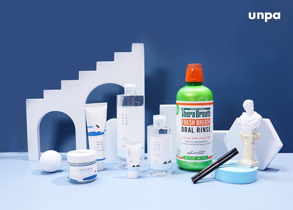 올리브영 인기템들만 쏙쏙 골라 모아서
넉넉-한 대용량 갑템 모음zip
수분크림과 토너의 스킨케어 제품부터,
가글, 아이라이너까지!
하나하나 천천히 뜯어보자구 -!