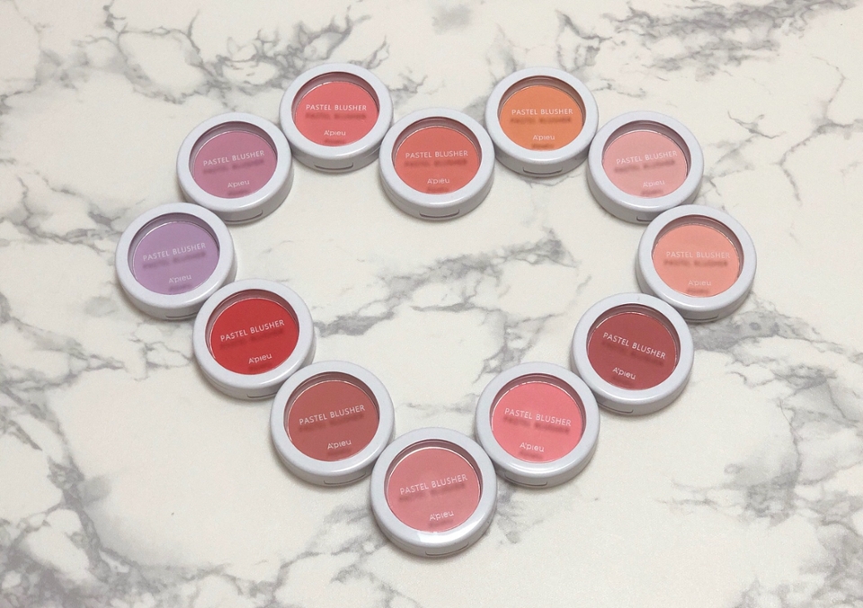 코랄부터 핑크 라벤더 오렌지 레드까지 혜자스러운 조합입니당