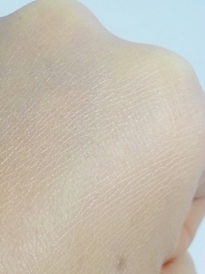 주름?에꼈을때 많이 끼진않아요 