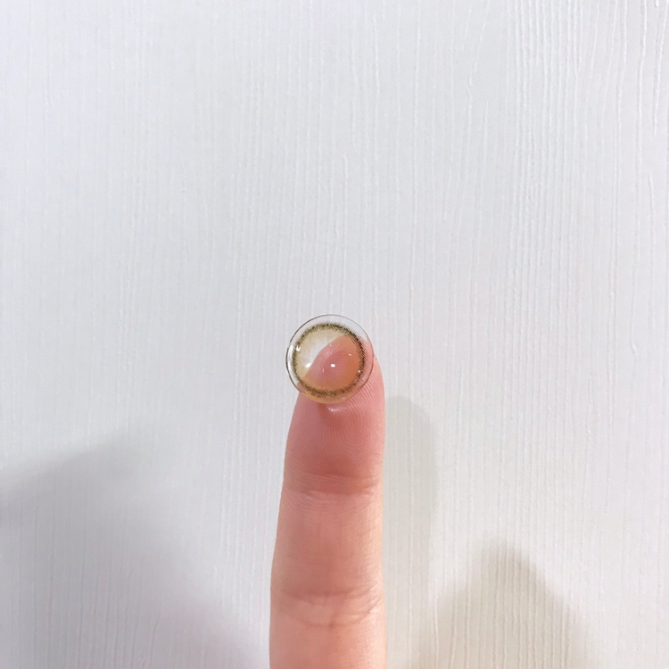 실제로 착용해보면 더 예쁠 것 같아서 기대됐어요!
