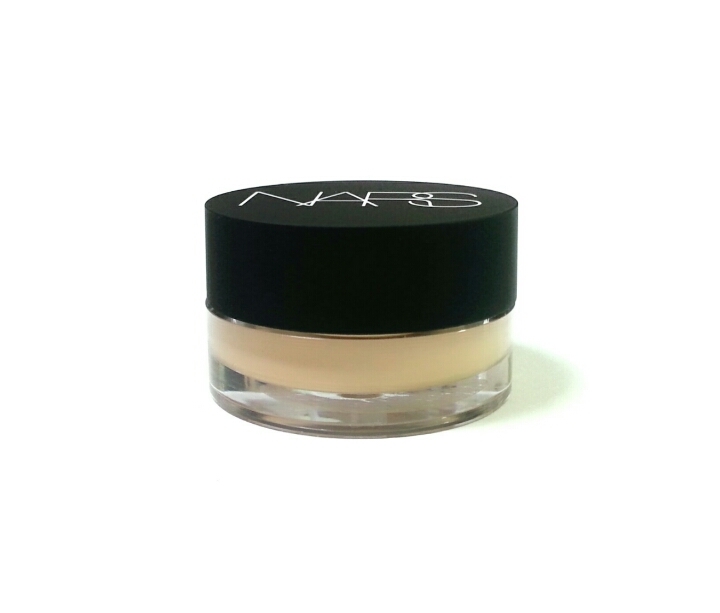 나스 컨실러는 밤 타입이에요!
아무래도 밤 타입은 브러쉬가 있어야 편하긴 하죠..
좋은 컨실러 브러쉬 구매하러 갑니다😂💕