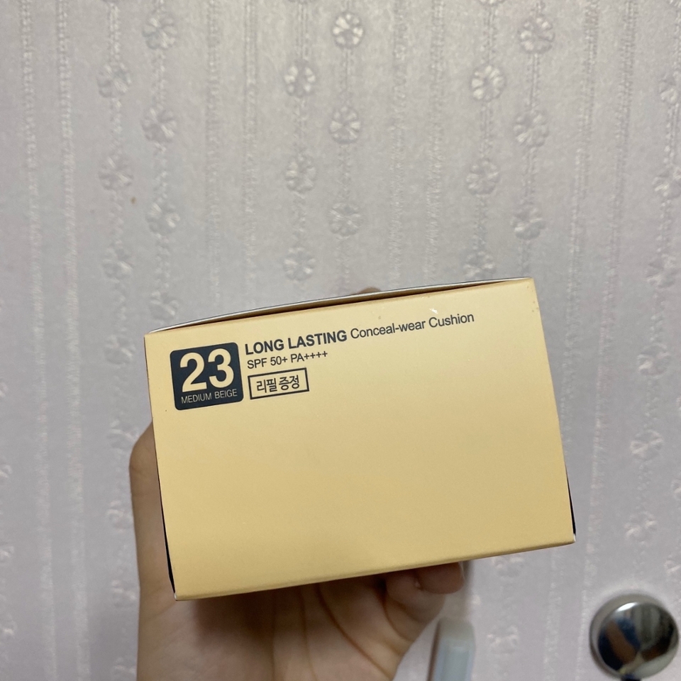 저는 23호를 신청했어요 제가 지금까지 언파 이벤트를 신청해오면서 베이스제품일 때는 거의 21호만 리뷰제품이더라구요 그래서 항상 아쉬웠는데 23호도 신청되길래 오예했습니다 ㅠㅠ 언파분들 보고 계시다면 리뷰단에 23호도 많이 넣어주세요 ㅠㅠㅠ !! 